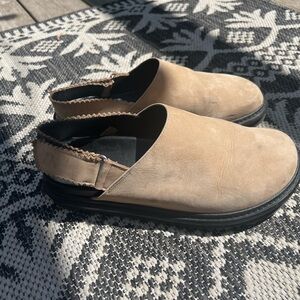 Elegant Tan Slip-On Mules
